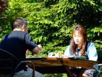 テラスで朝食